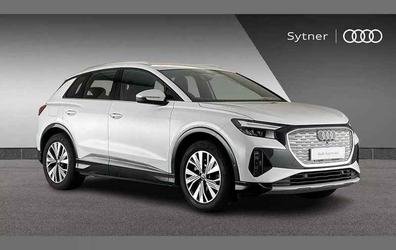 White Used 2024 Audi Q4 e-tron Sport SUV | £35,000 (Good price) - Image 1/4