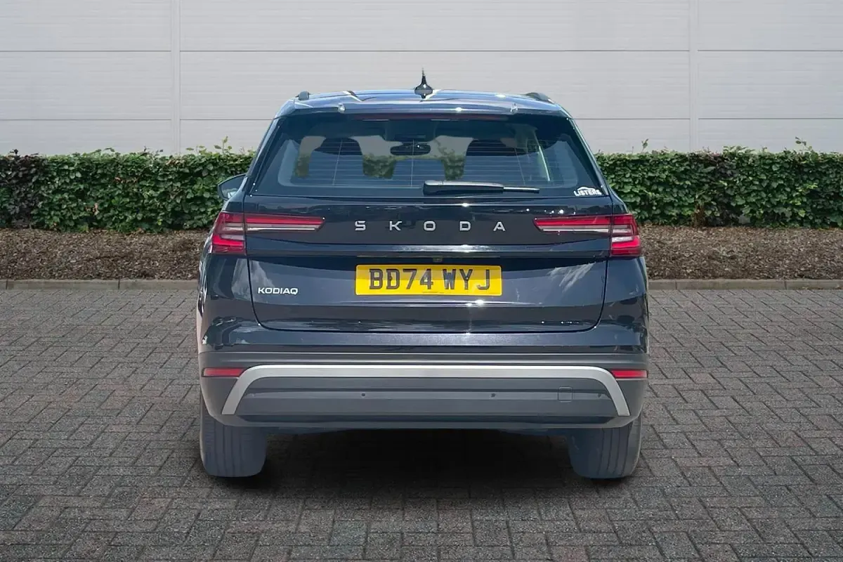 Used Skoda Kodiaq SE 150 HP (110 kW) 2024 Black magic pearl effect SUV