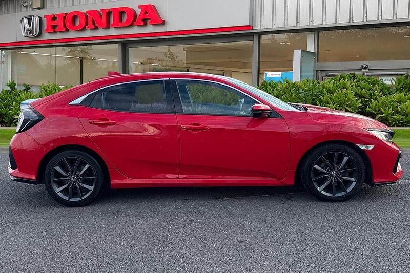 Used Honda Civic SR 126 HP (92 kW) 2022 Red Hatchback