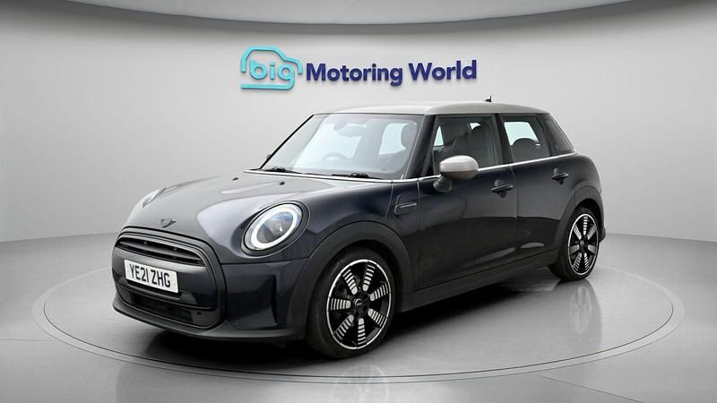 Used Mini Cooper Exclusive 134 HP (98 kW) 2021 Hatchback
