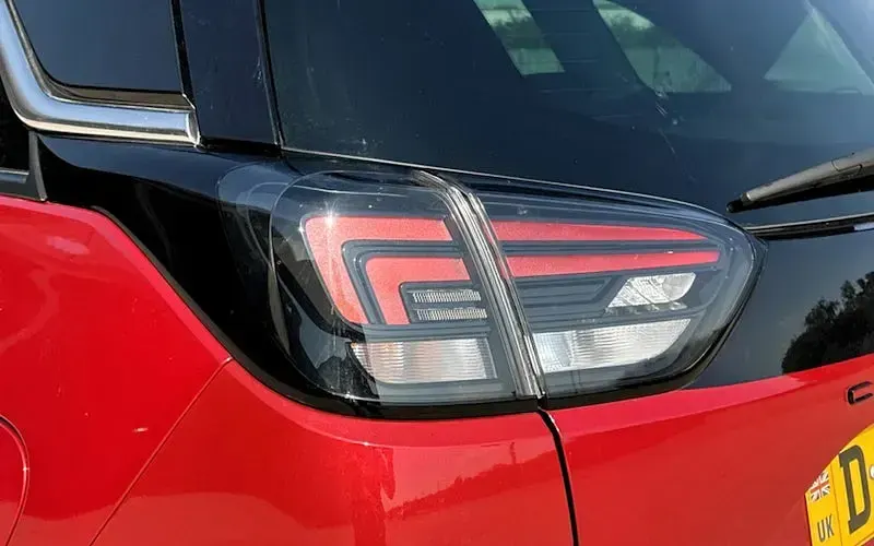 Used Vauxhall Crossland Ultimate 110 HP (80 kW) 2023 Red SUV