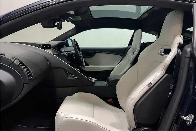 Used Jaguar F-Type Supercharged 443 HP (325 kW) 2024 Blue Coupe