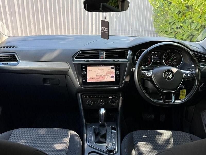 Used VW Tiguan Allspace SE 150 HP (110 kW) 2018 Grey SUV