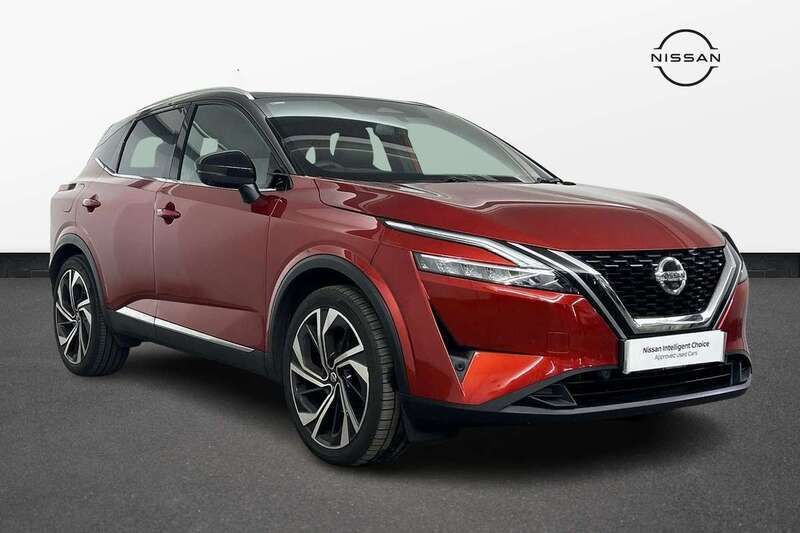 Red Used 2022 Nissan Qashqai Tekna+ SUV | £19,300 (A bit pricey) - Image 1/4