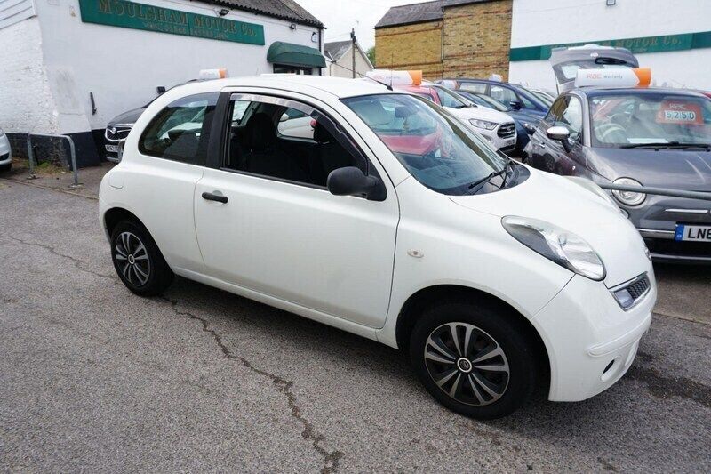 White Used 2009 Nissan Micra Visia Hatchback | £2,000 (Fair price) - Image 1/4