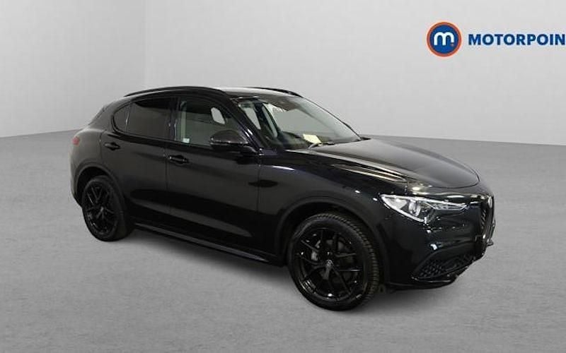 Begagnad Alfa Romeo Stelvio 200 HK (147 kW) 2019 SUV