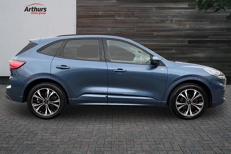 Used Ford Kuga ST-Line X 222 HP (163 kW) 2023 Blue SUV