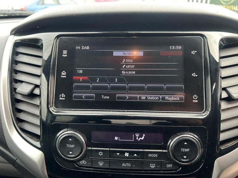 Used Mitsubishi L200 Warrior 181 HP (133 kW) 2019 Green Pickup