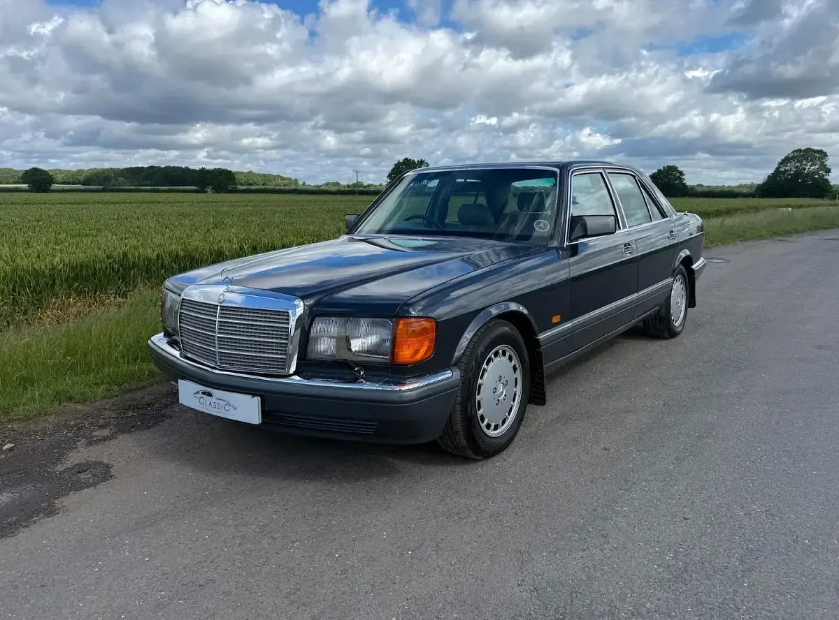 Used Mercedes E420 1989 Grey Sedan