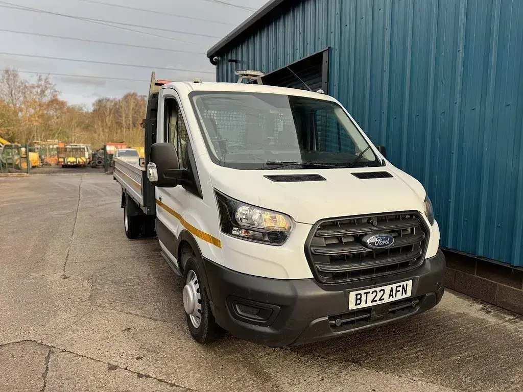 Used Ford Transit 130 HP (95 kW) 2022 White Cabriolet