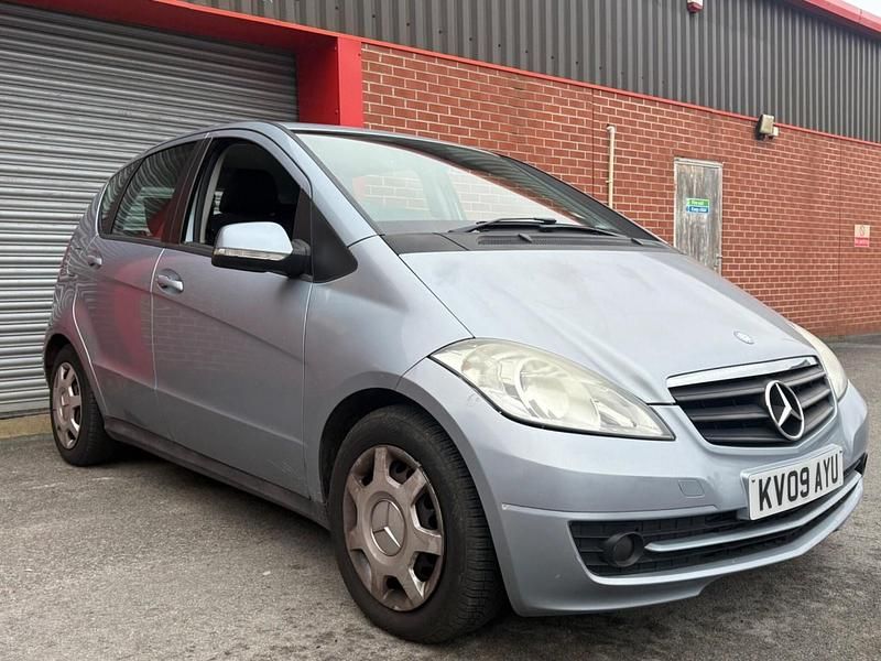 Blue Used 2009 Mercedes A160 Classic Hatchback | £2,395 (Fair price) - Image 1/4