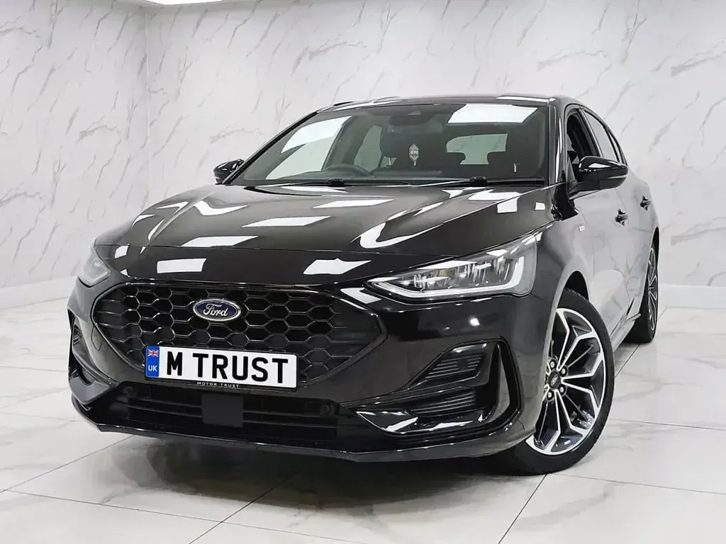 Used Ford Focus ST-Line X 155 HP (114 kW) 2023 Black Hatchback