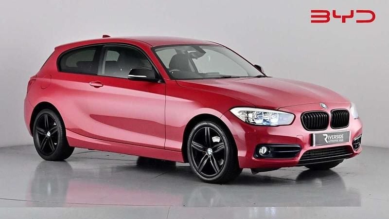 Race red Used 2016 BMW 118 Sport Line Hatchback | £9,870 (Super price) - Image 1/4