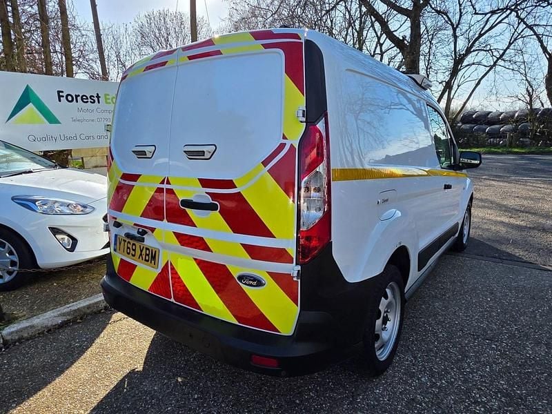Used Ford Transit Connect S 100 HP (73 kW) 2019 White MPV