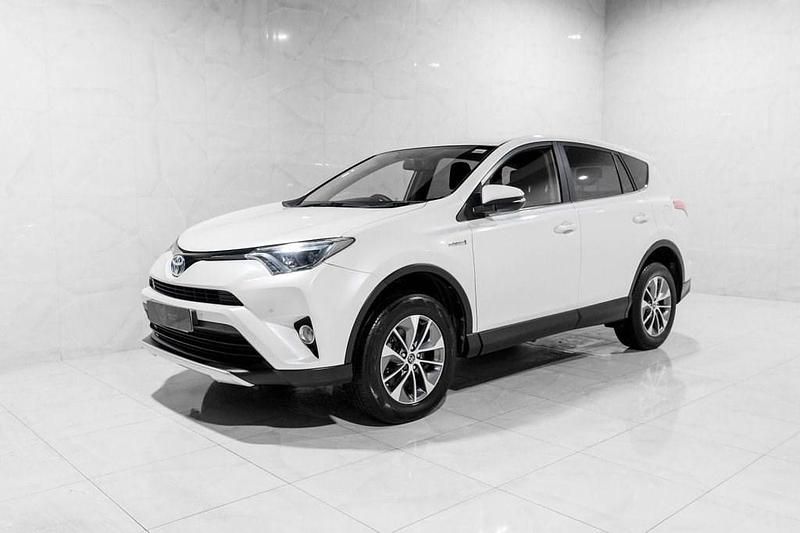 Used Toyota RAV4 Business Edition 197 HP (144 kW) 2016 White SUV
