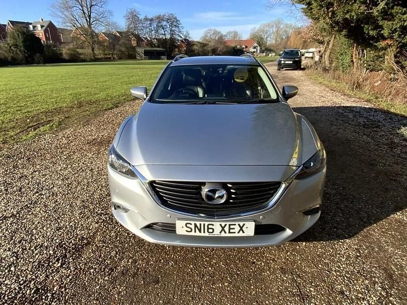 Usado Mazda 6 Inclusive 150 HP (110 kW) 2016 Prateado Carrinha