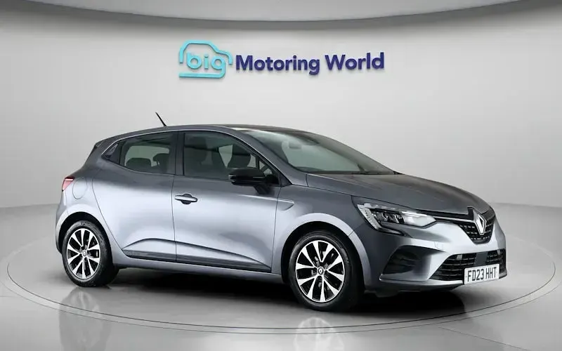 Used Renault Clio Evolution 145 HP (106 kW) 2023 Grey Hatchback