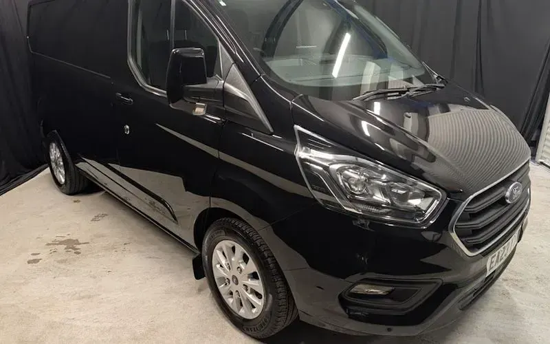 Used Ford Transit Custom Limited 131 HP (96 kW) 2023 Black Van
