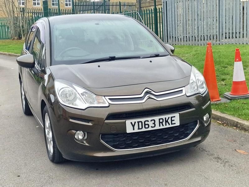 Used Citroën C3 120 HP (88 kW) 2014 Brown Hatchback