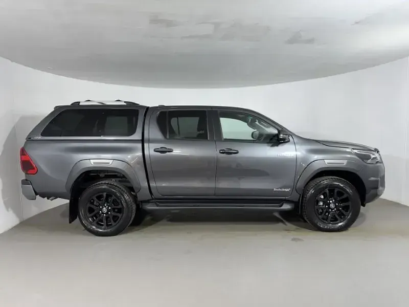 New Toyota HiLux 200 HP (147 kW) 2026 Grey Pickup