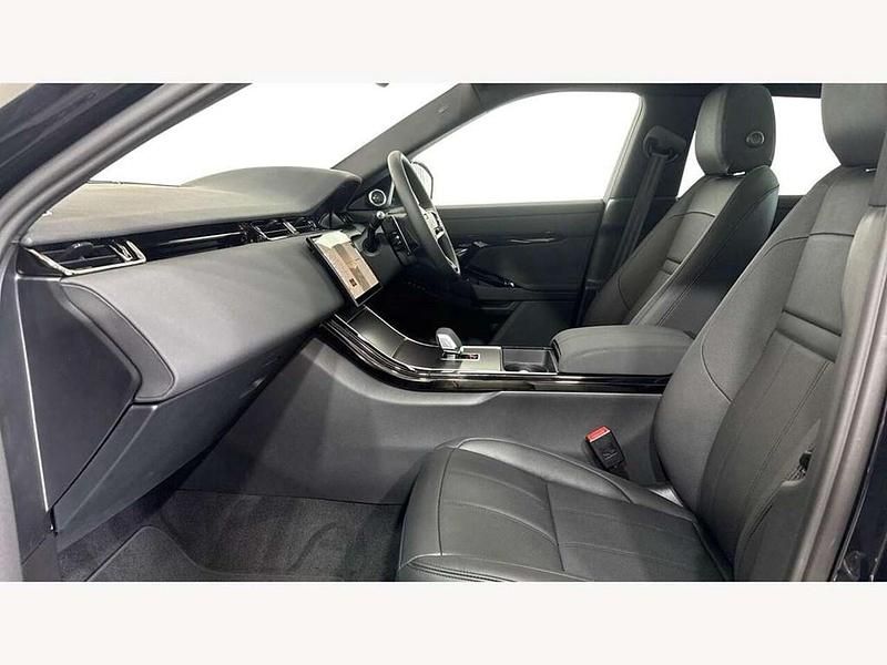 Used Land Rover Range Rover evoque 204 HP (150 kW) 2025 Santorini black SUV