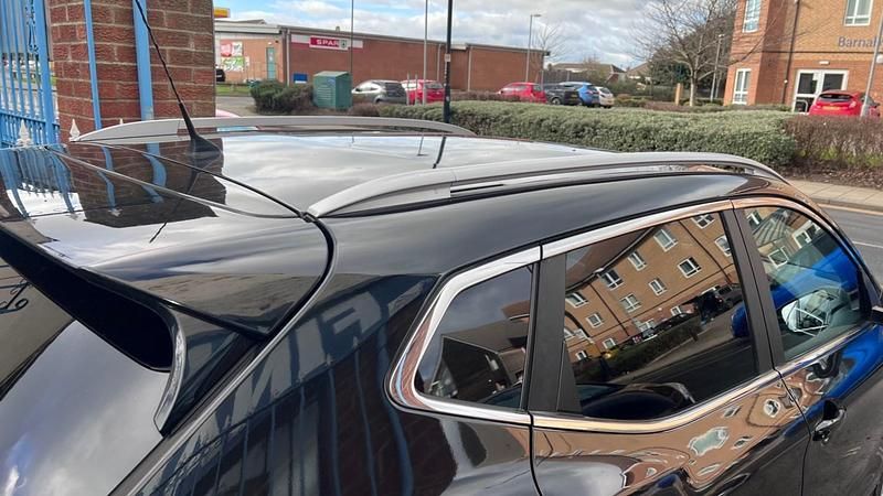 Used Nissan Qashqai Tekna 110 HP (80 kW) 2016 Black SUV