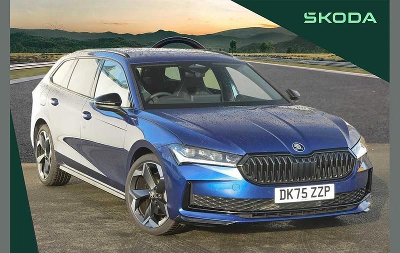 New Skoda Superb SportLine 261 HP (191 kW) 2025 Cobalt blue metallic Estate