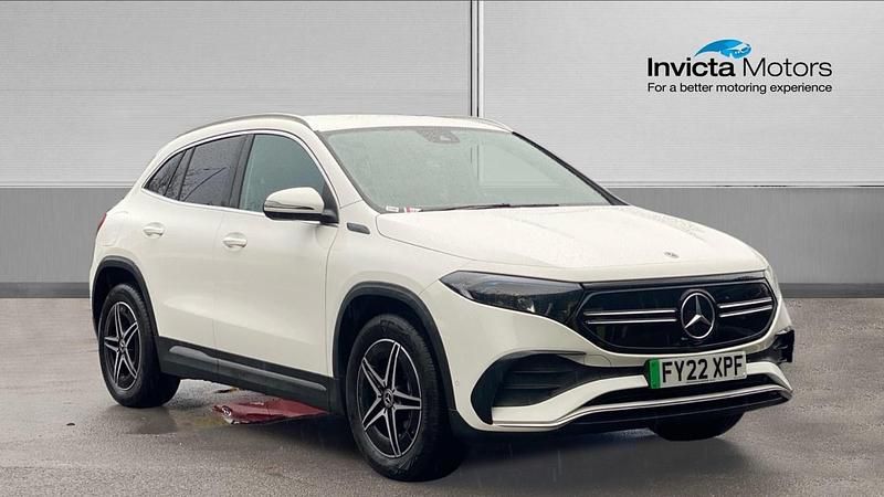 White Used 2022 Mercedes 250 AMG line Estate | £20,500 (Fair price) - Image 1/4