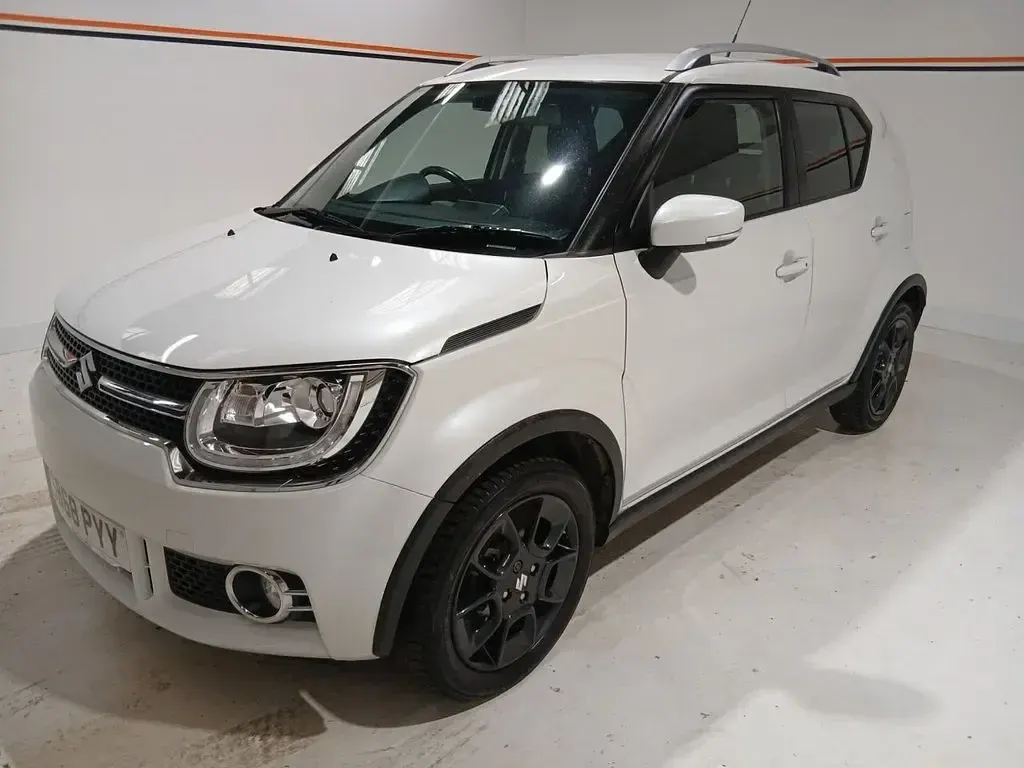 Used Suzuki Ignis SZ5 90 HP (66 kW) 2019 White SUV