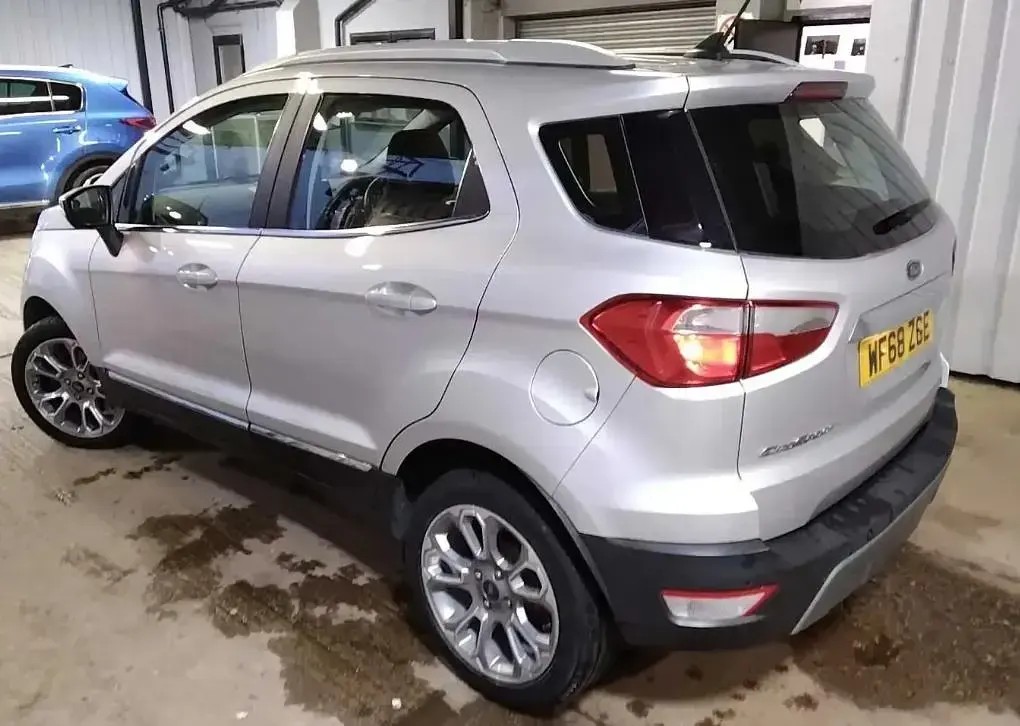 Used Ford Ecosport Titanium 125 HP (91 kW) 2018 Silver SUV