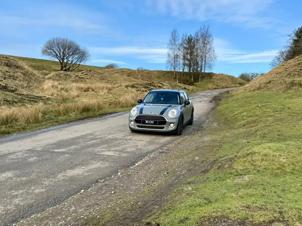 Used Mini Cooper Hatch 136 HP (100 kW) 2015 Grey Hatchback