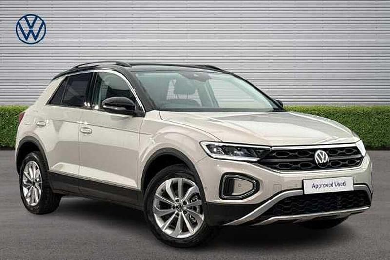 Novo VW T-Roc 150 HP (110 kW) 2026 SUV