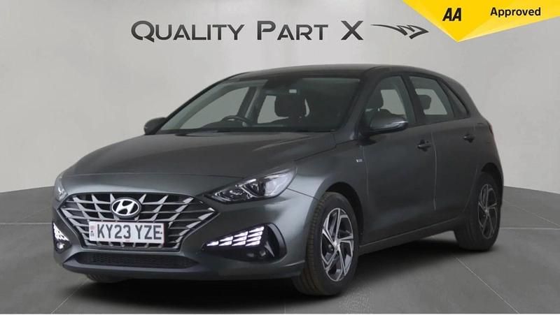 Used Hyundai i30 SE 120 HP (88 kW) 2023 Grey Hatchback
