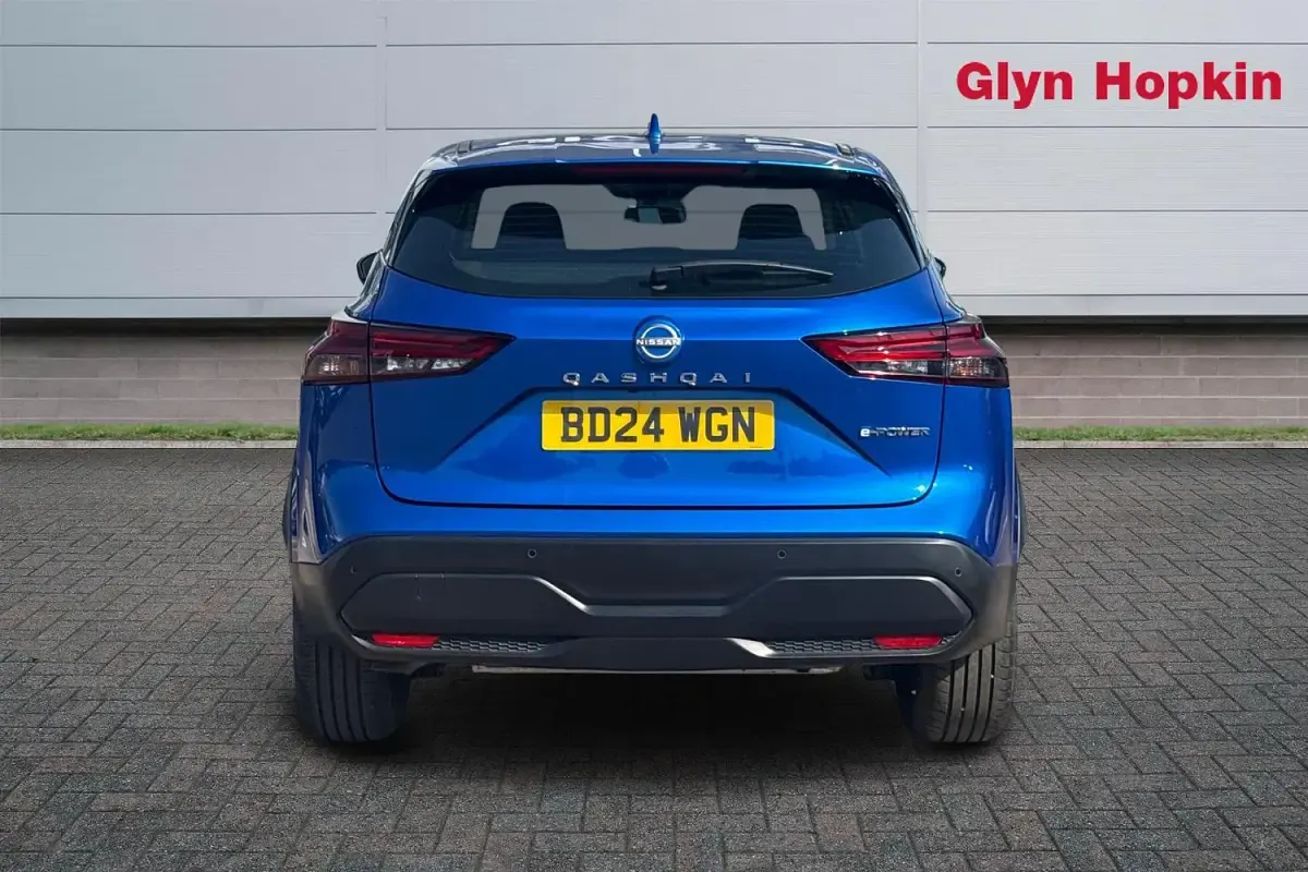 Used Nissan Qashqai Acenta Premium 190 HP (139 kW) 2024 Blue SUV