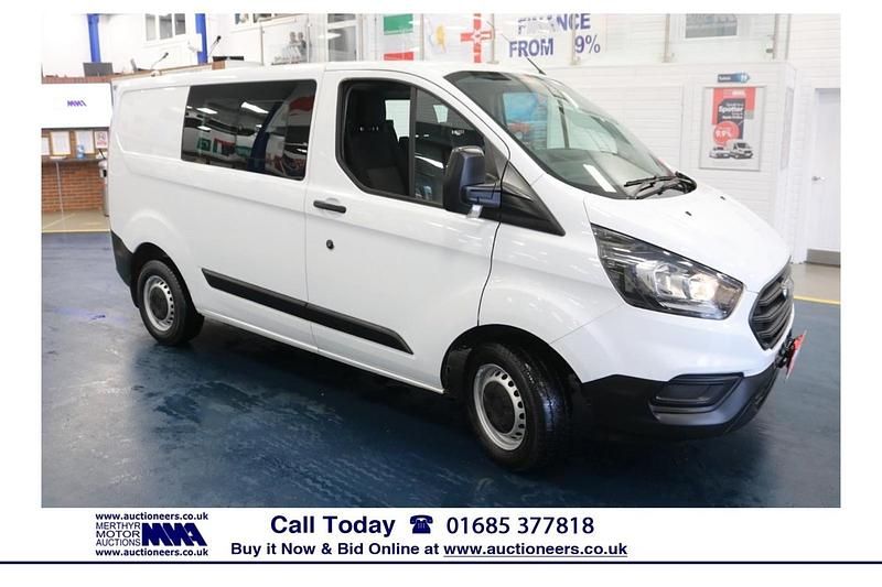 White Used 2019 Ford Transit Custom Van | £10,650 (Fair price) - Image 1/4