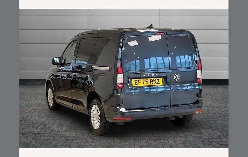 New VW Caddy 101 HP (74 kW) 2026 Blue MPV