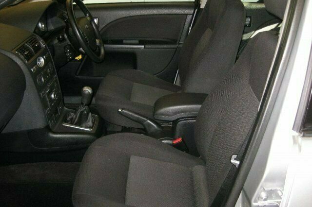 Used Ford Mondeo 2004 Hatchback