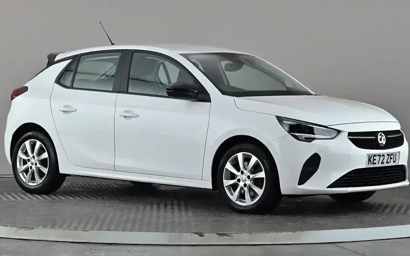 Begagnad Vauxhall Corsa Design Edition 101 HK (74 kW) 2023 Halvkombi