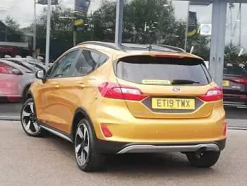 Used Ford Fiesta Active 140 HP (102 kW) 2019 Yellow Hatchback