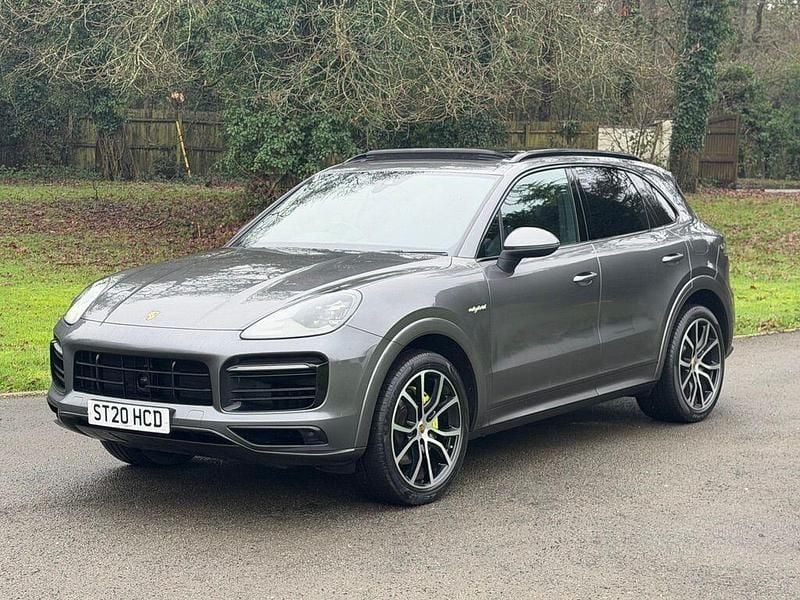 Used Porsche Cayenne 462 HP (339 kW) 2020 Grey SUV