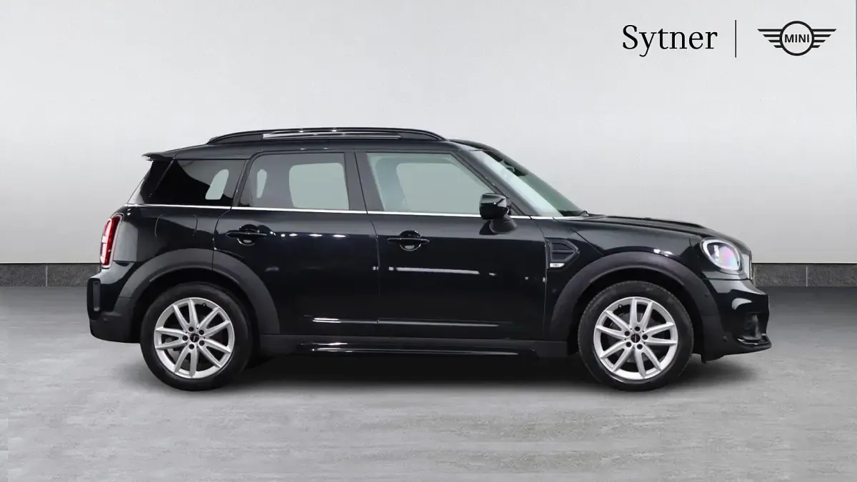Used Mini Cooper Countryman Sport 134 HP (98 kW) 2023 Black SUV