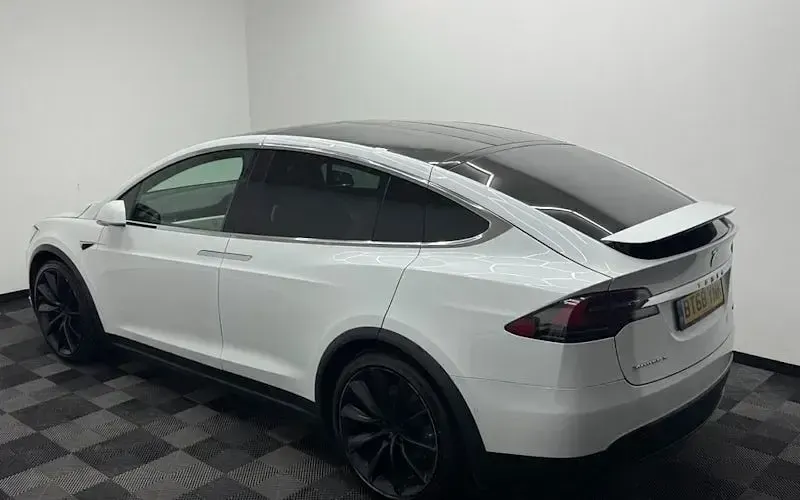 Usado Tesla Model X 448 kW (610 CV) 2018 Blanco SUV
