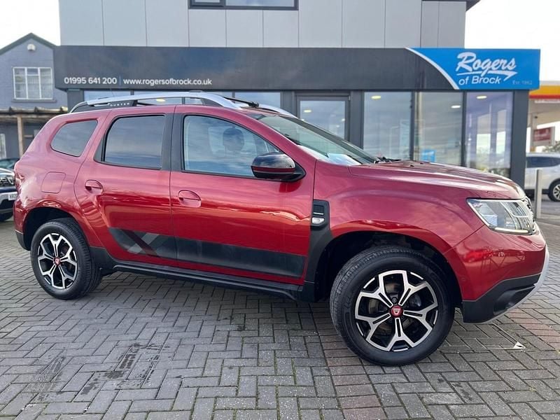Red Used 2020 Dacia Duster Hatchback | £10,995 (Fair price) - Image 1/3