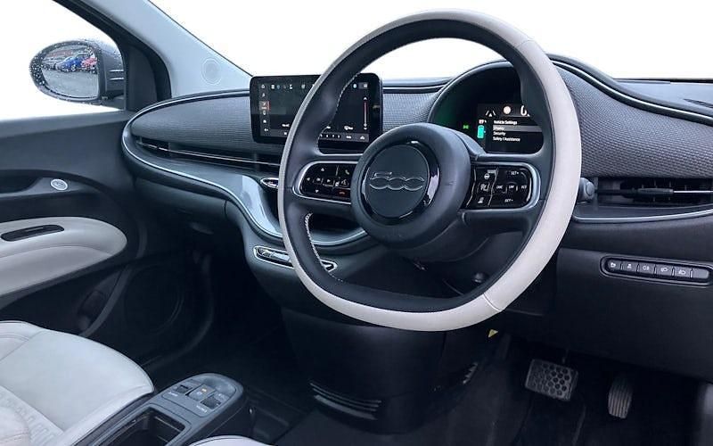 Second-hand Fiat 500e La Prima 86 kW (118 CP) 2022 Gri Cabrio