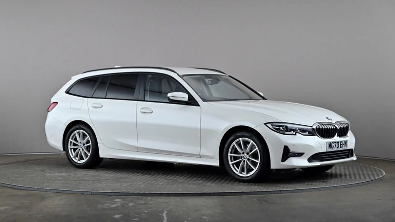 White Used 2021 BMW 320 Estate | £18,298 (Good price) - Image 1/4