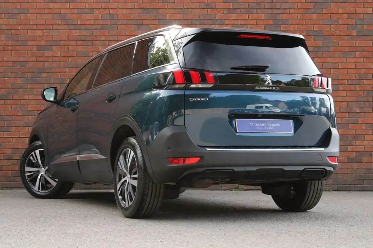 Used Peugeot 5008 Allure+ 2023 Blue SUV