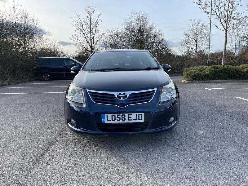 Used Toyota Avensis 146 HP (107 kW) 2009 Blue Sedan