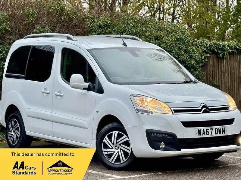 White Used 2018 Citroën Berlingo Flair MPV | £11,335 (Super price) - Image 1/4