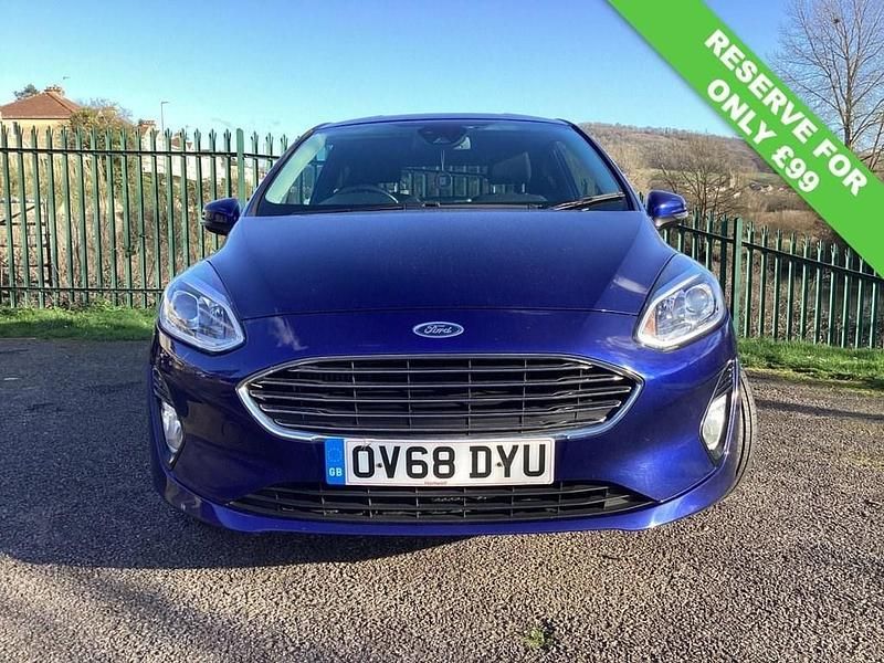 Used Ford Fiesta Titanium 125 HP (91 kW) 2018 Blue Hatchback