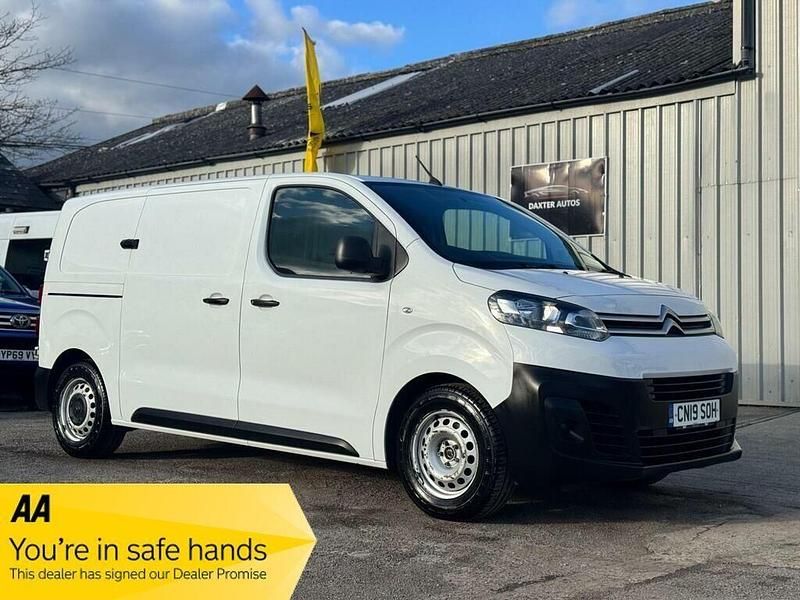 Used Citroën Dispatch 2019 White MPV